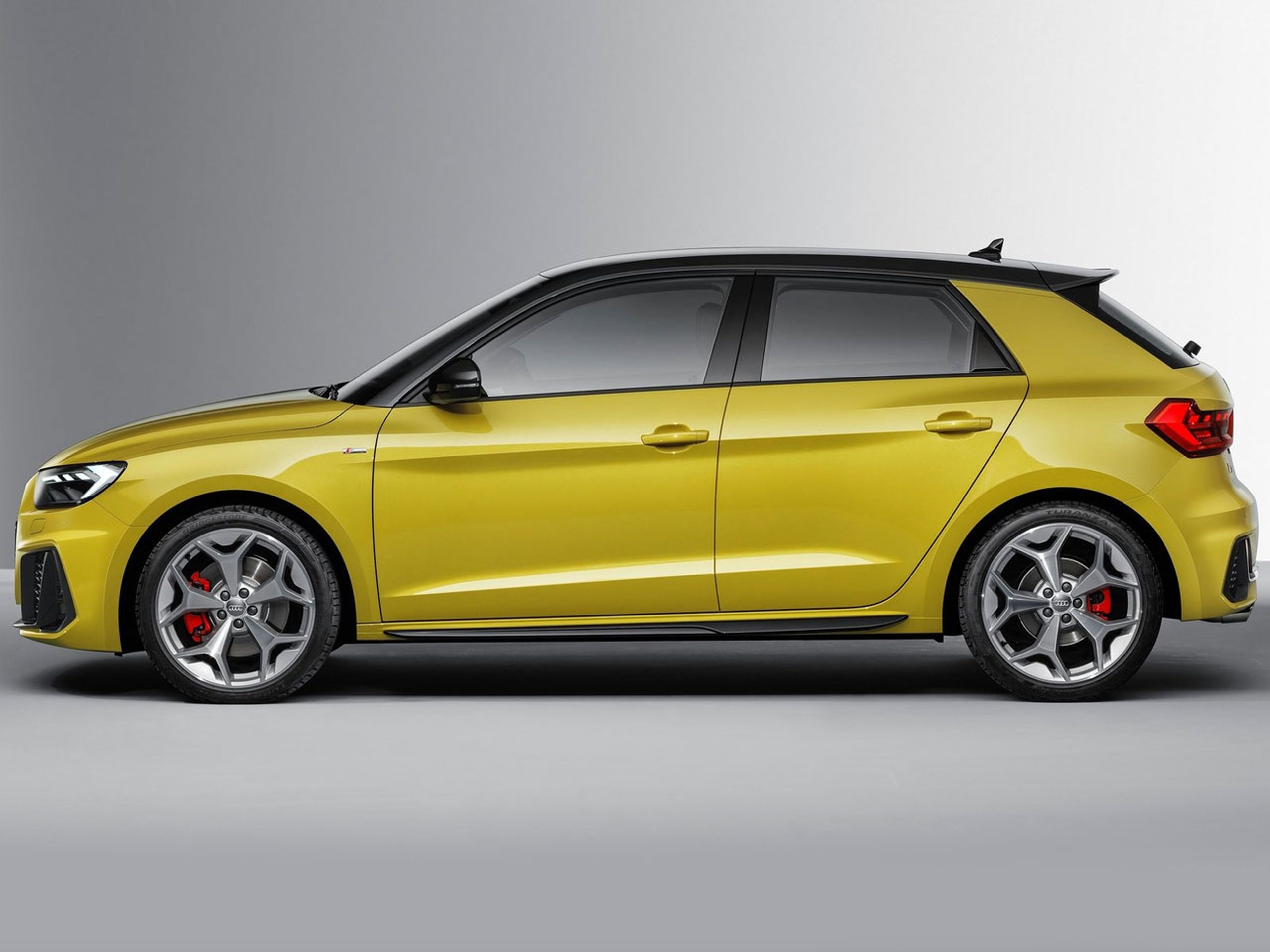 Audi-A1_Sportback-2019-C02