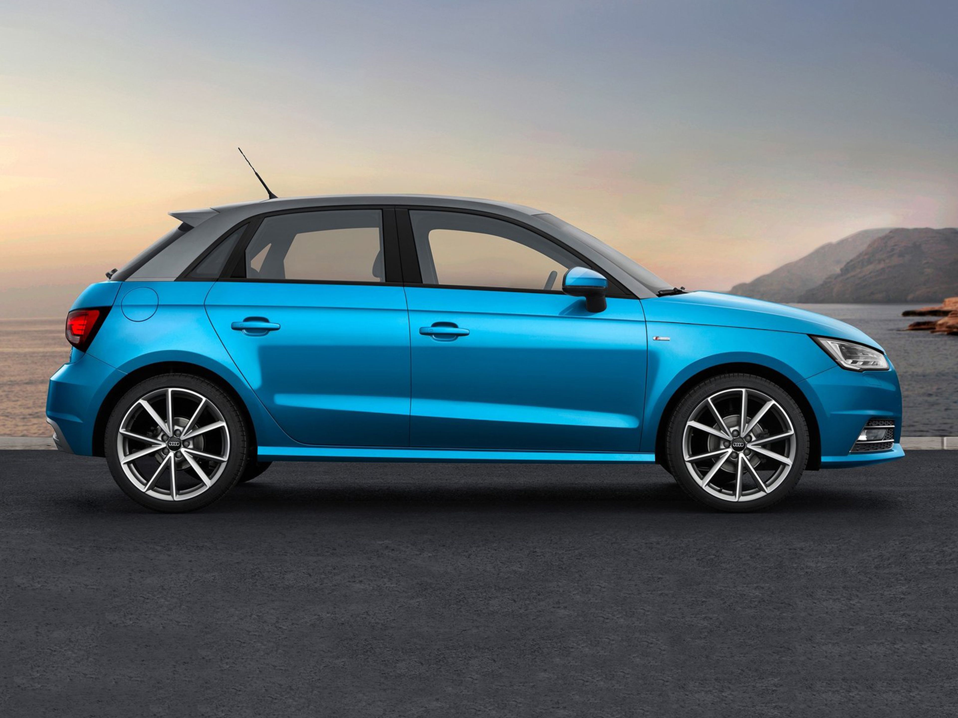 Audi-A1_Sportback_2015_C02