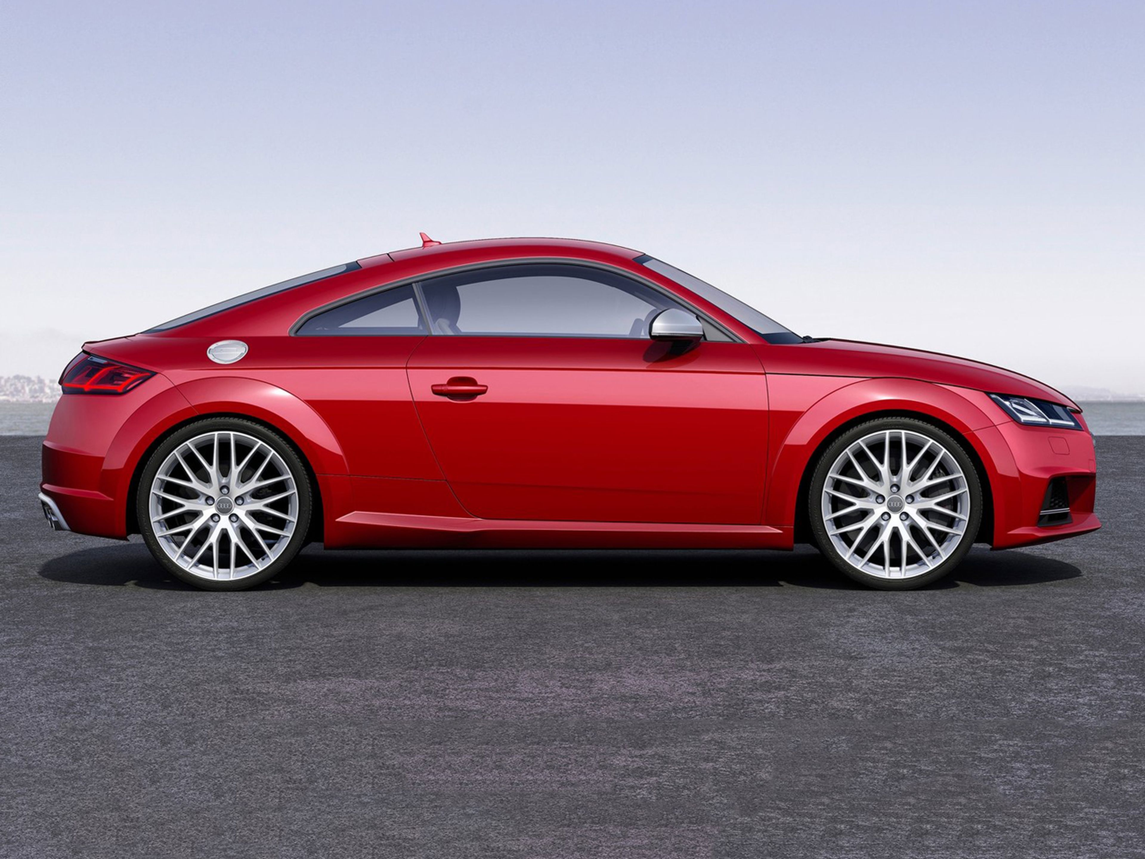 Audi-TTS_Coupe_2015_C02