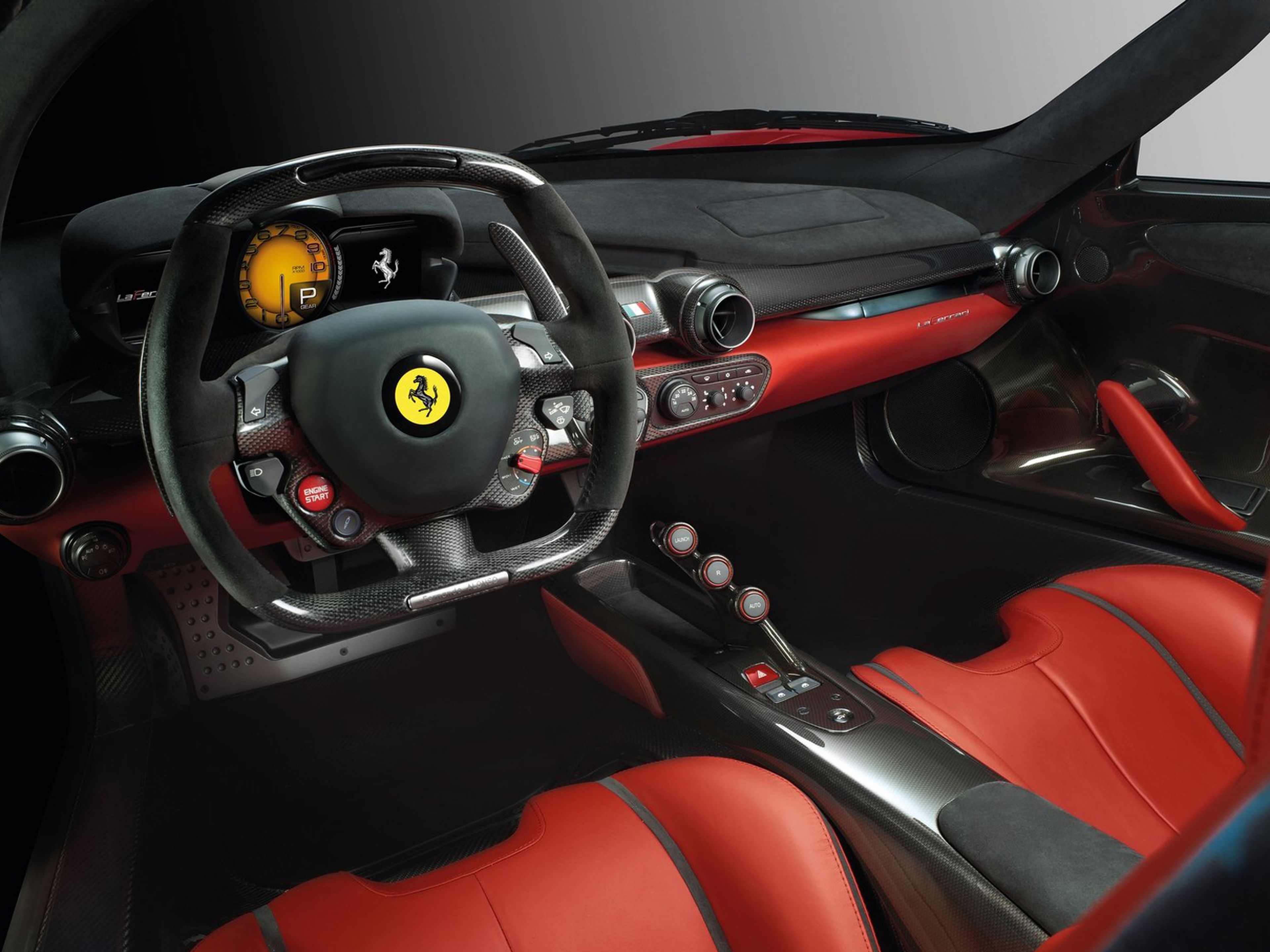 Ferrari-LaFerrari_2014_06