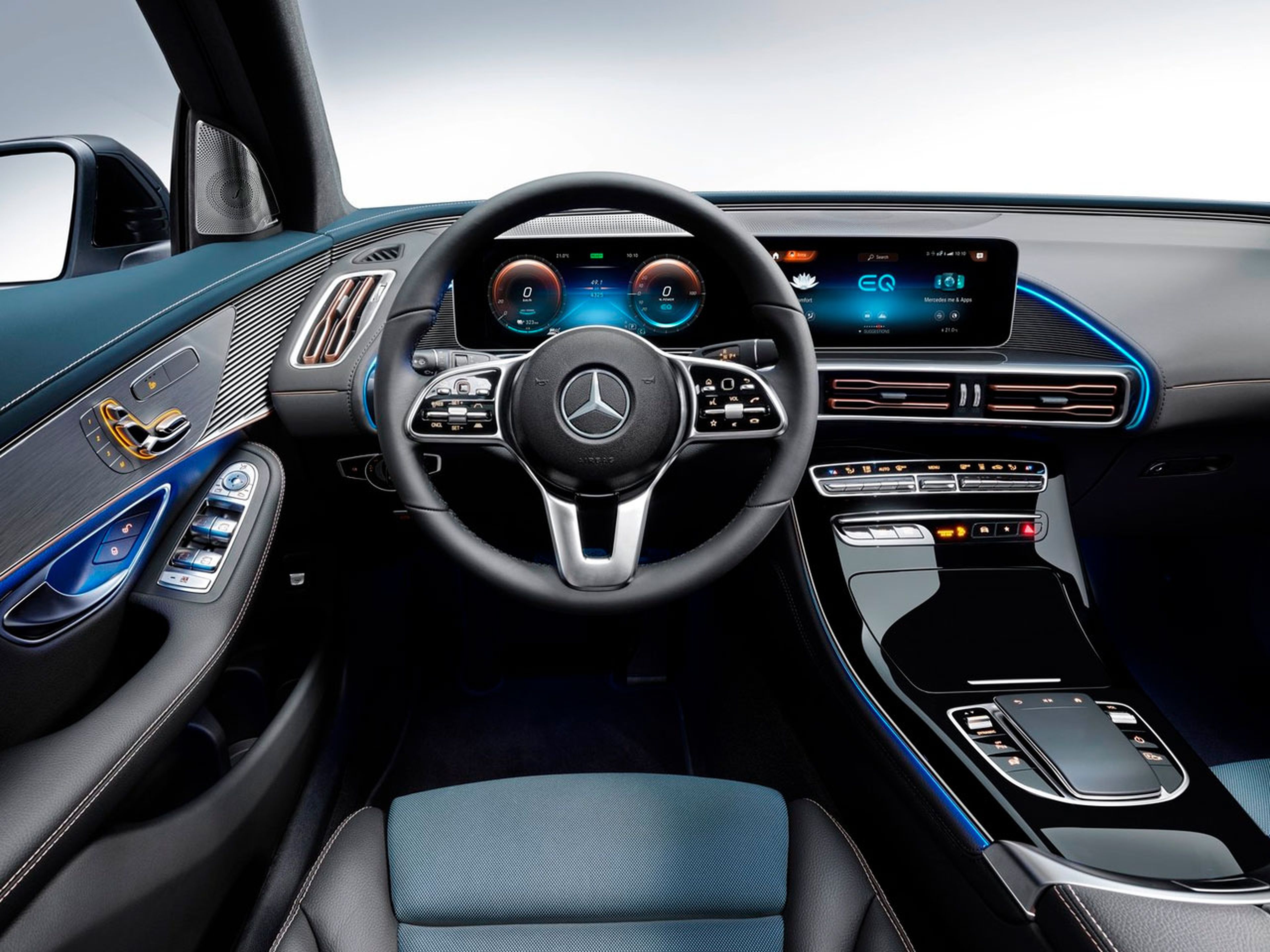 Mercedes-Benz-EQC-2020-C04