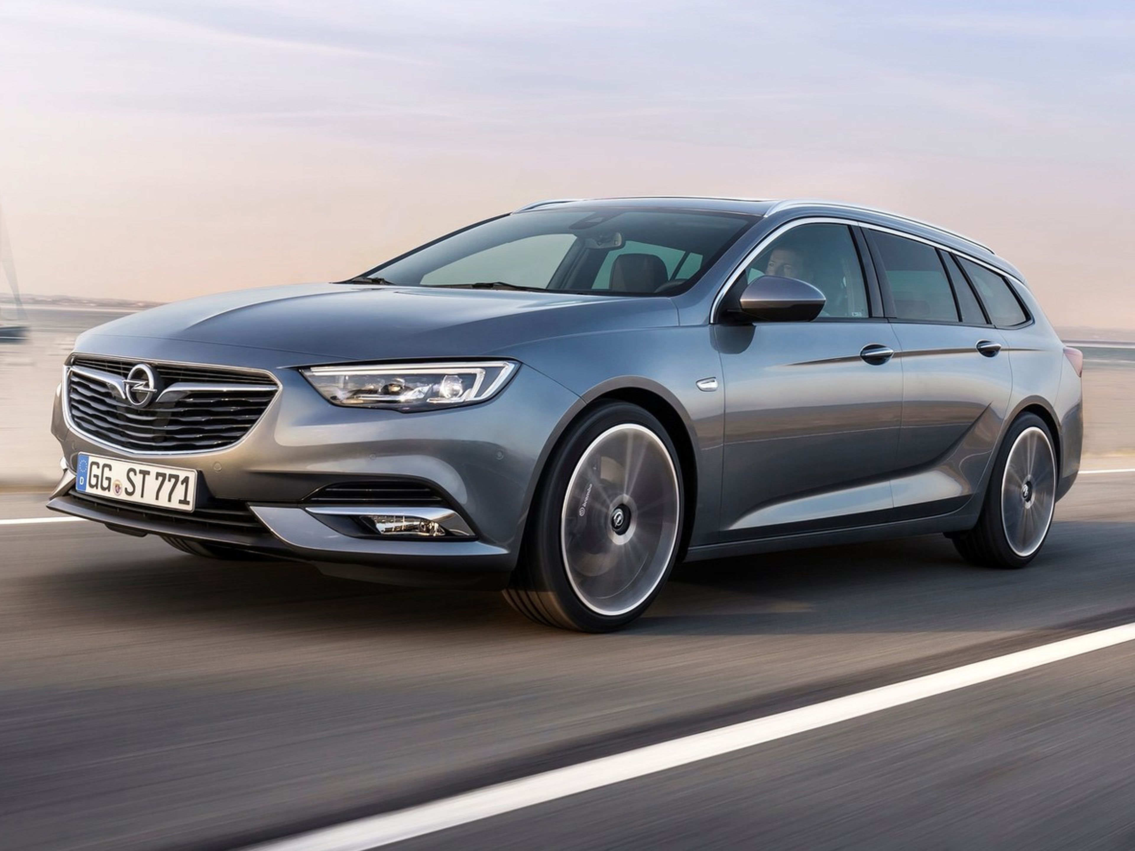 Opel Insignia, todas las versiones y motorizaciones del mercado, con  precios, imágenes, datos técnicos y pruebas.