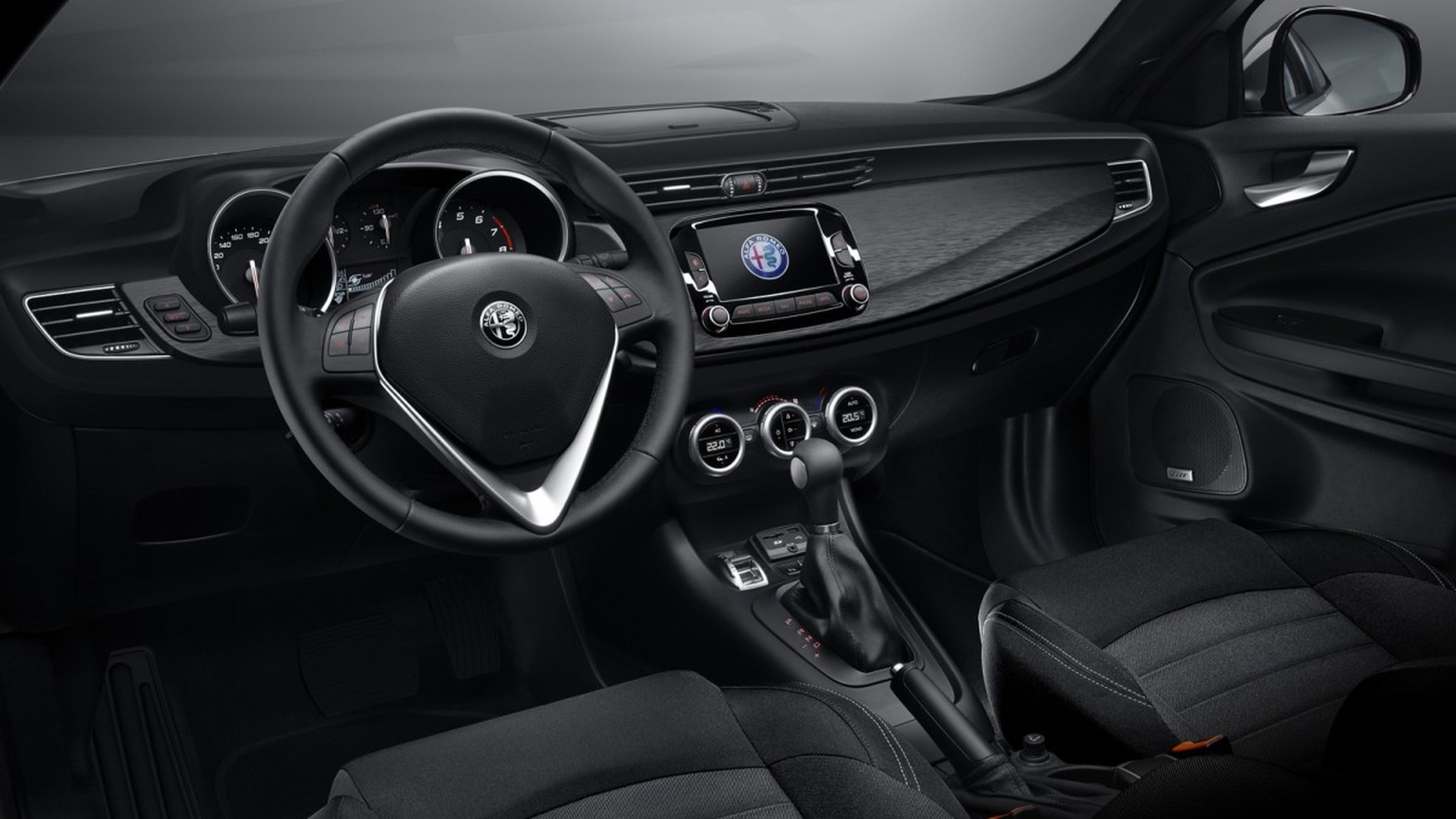 Alfa Romeo Giulietta 2016 interior