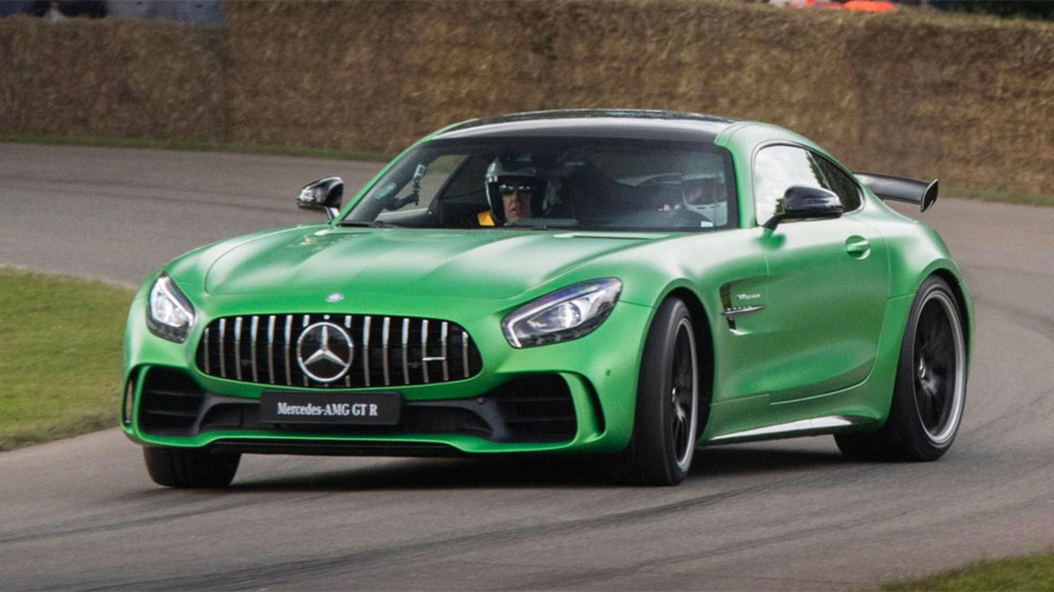 Prueba Mercedes-AMG GT R drift