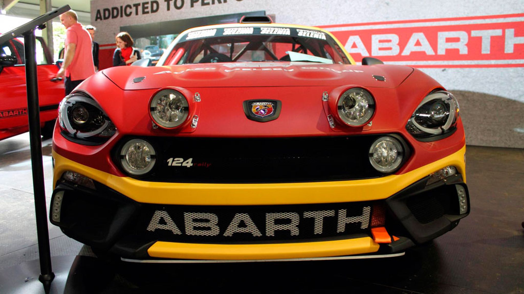 Abarth 124 Rally morro faros