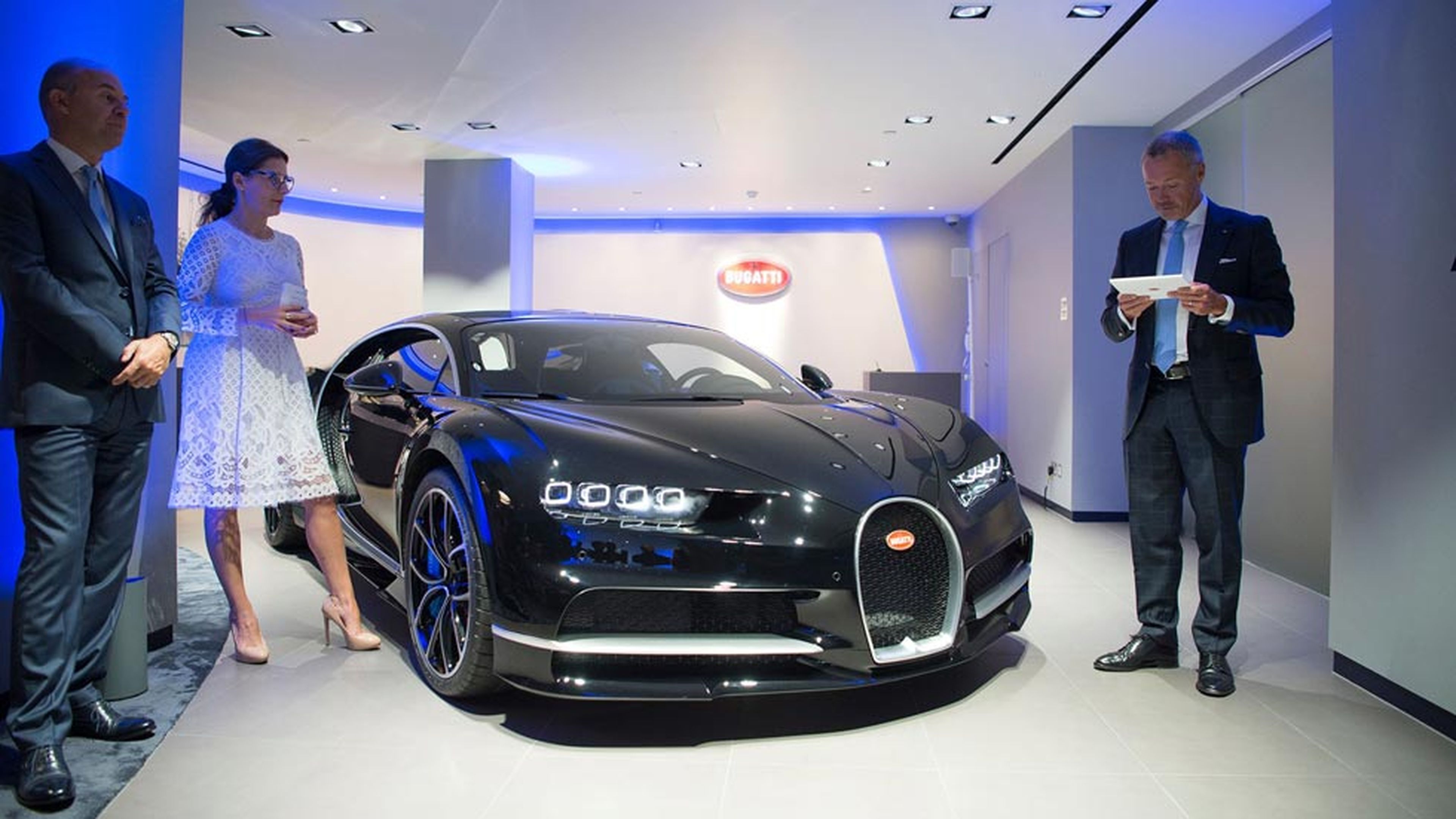 Concesionario Bugatti Londres inauguración