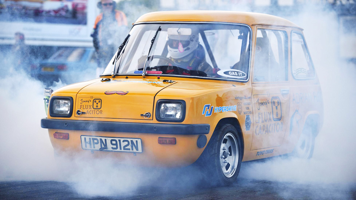 Condensador de Fluzo, el coche eléctrico más rápido del mundo homologado para circular Condensador de Fluzo, el coche eléctrico más rápido del mundo homologado para circular