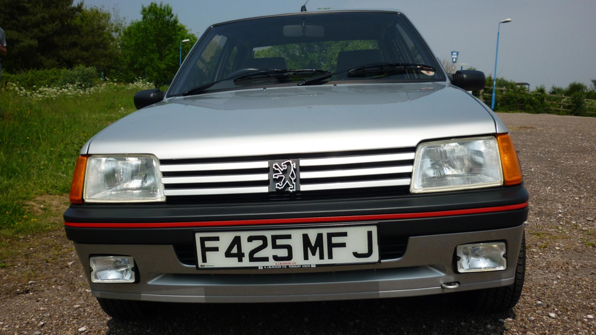 Peugeot 205 GTI (III) Peugeot 205 GTI (III)