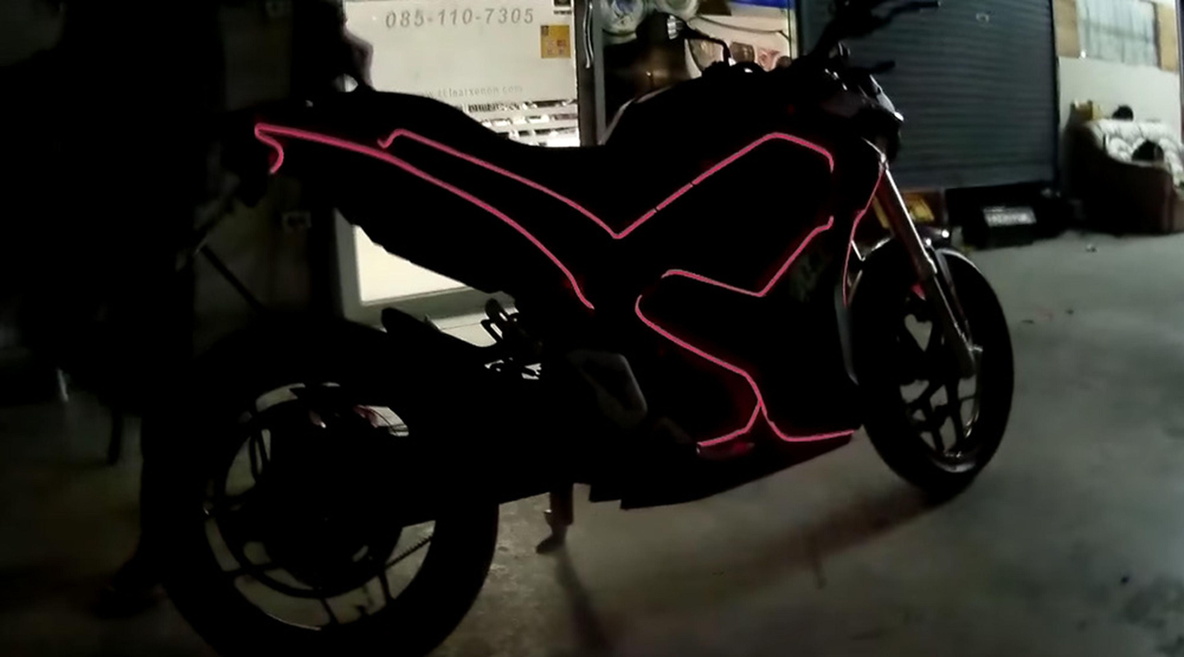La moto eléctrica que parece sacada de la película Tron