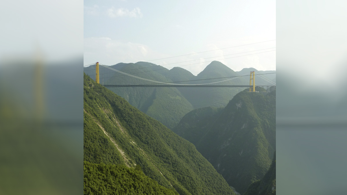 El segundo puente más alto, en China En la misma provincia del primero