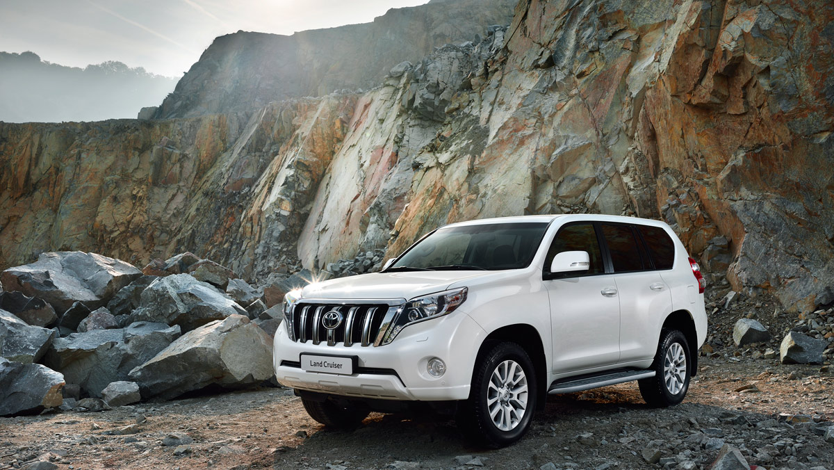 Toyota Land Cruiser 2017 (II) Toyota Land Cruiser 2017 (II)