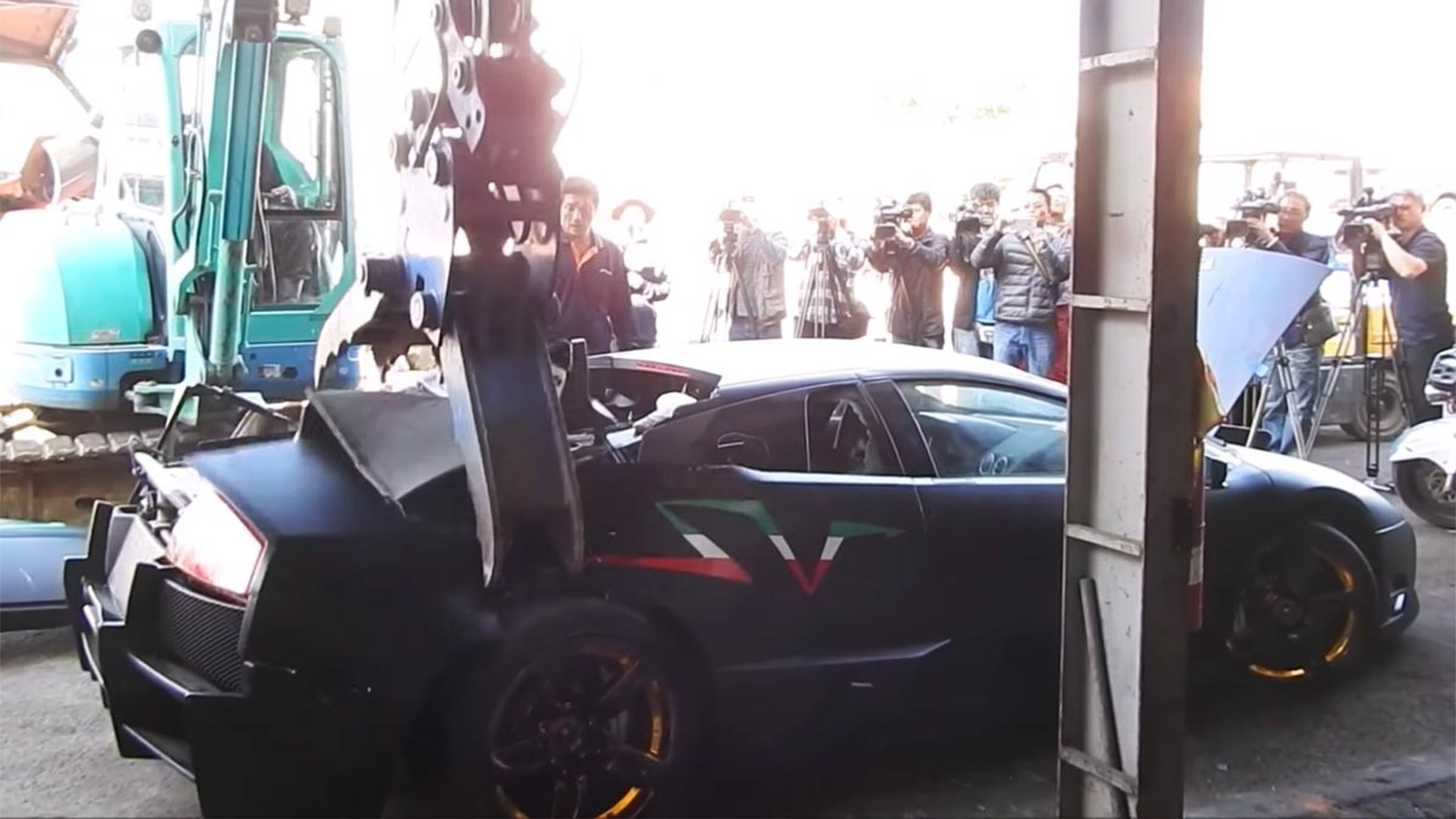 Destrozar Lamborghini Murciélago