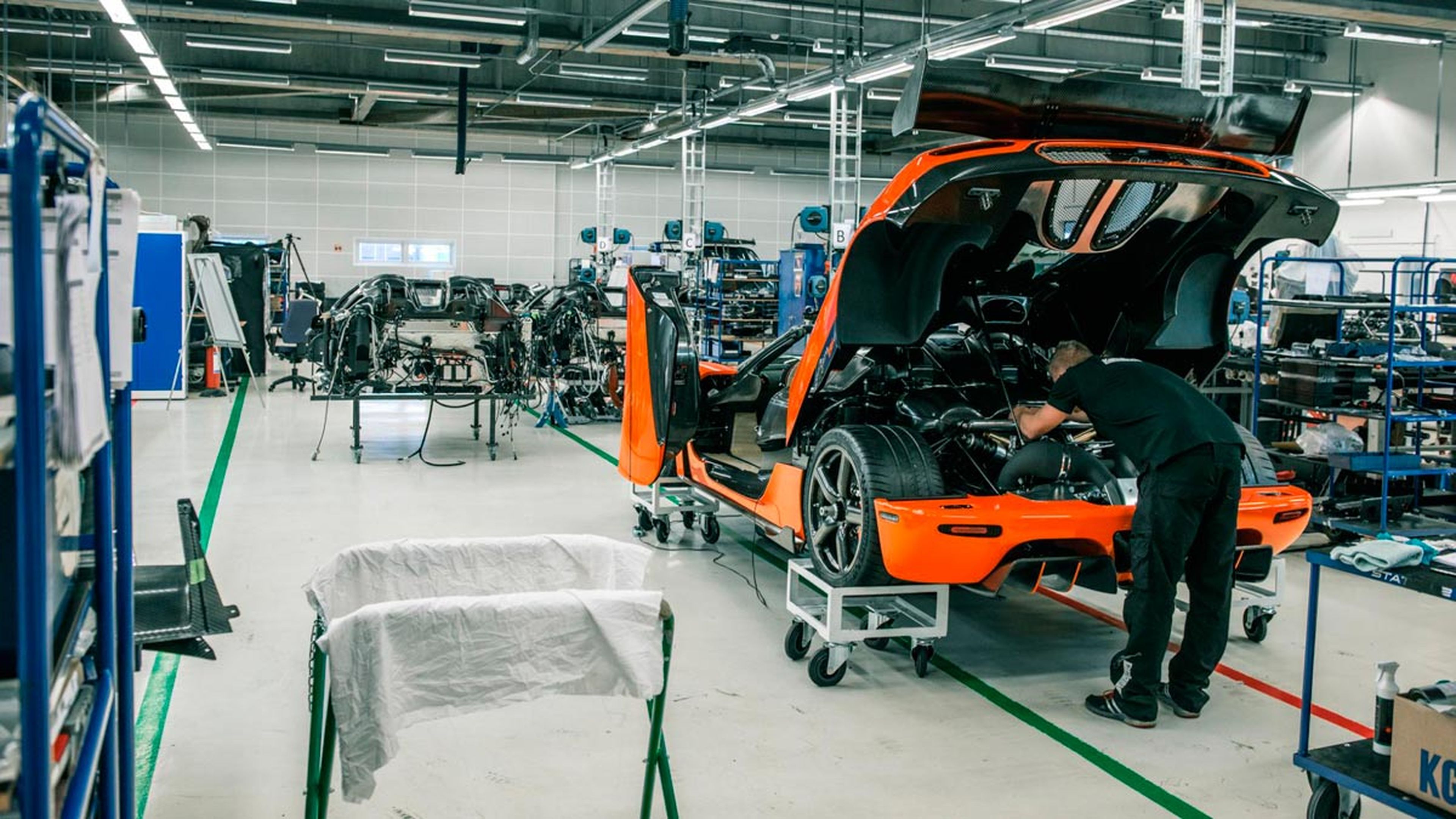 Visita a la fábrica de Koenigsegg