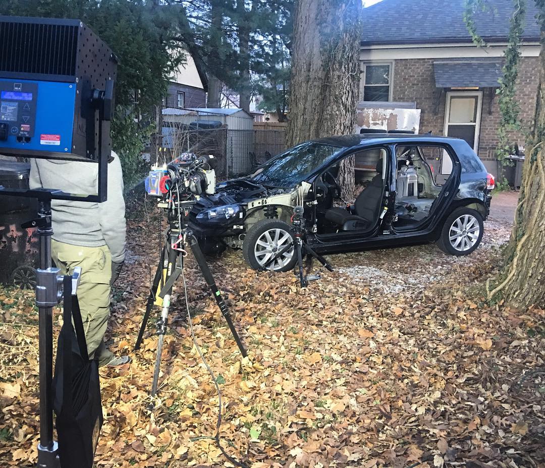 El Volkswagen Golf de JMYR En realidad, el coche se mueve por sí mismo...