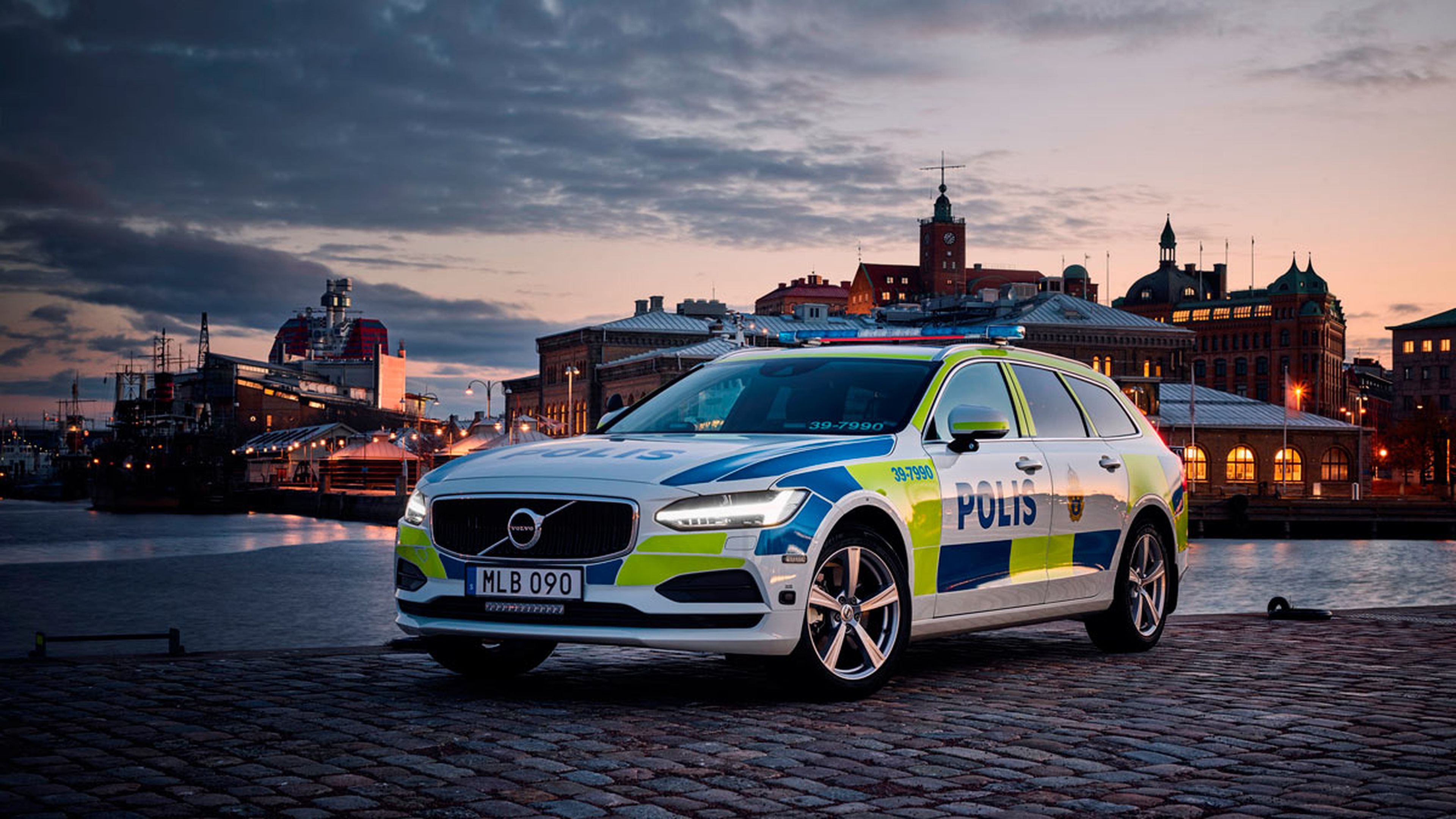 Volvo V90 Policía de Suecia