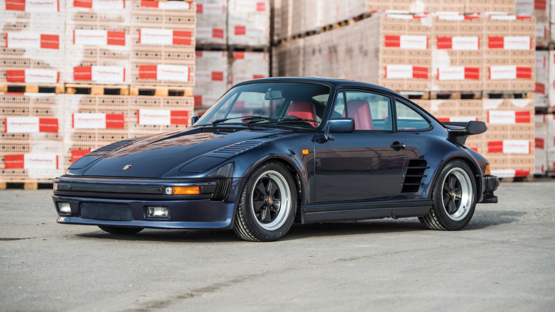 Porsche 930 Turbo ‘Flat Nose’ o 'Slant nose' (1986) Porsche 930 Turbo ‘Flat Nose’ o 'Slant nose' (1986)