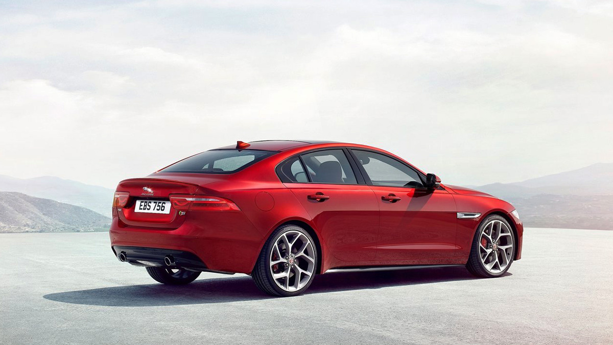 Los rivales del Kia Stinger GT: Jaguar XE S Los rivales del Kia Stinger GT: Jaguar XE S