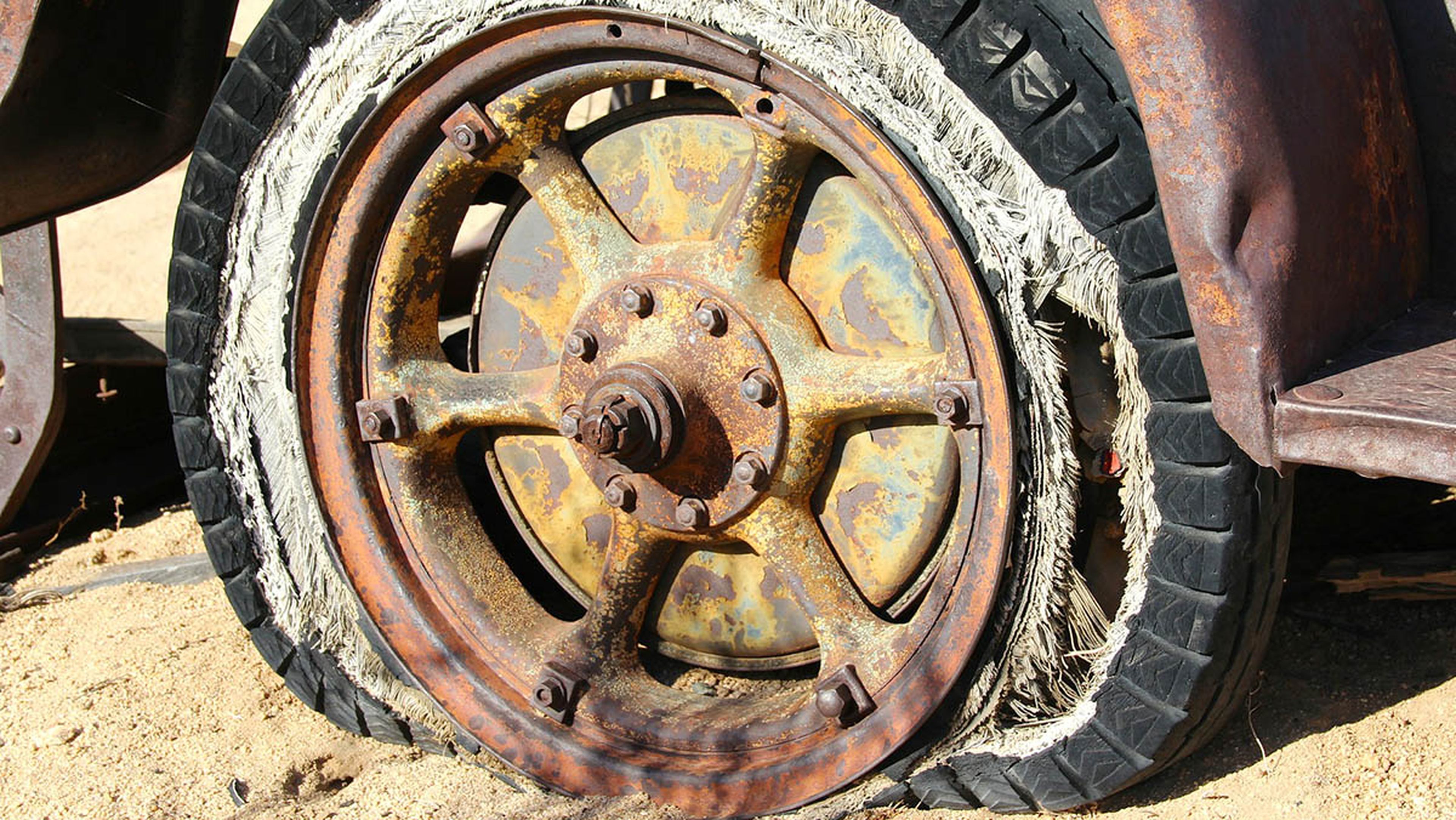 Por qué los coches ya no llevan una rueda de repuesto?