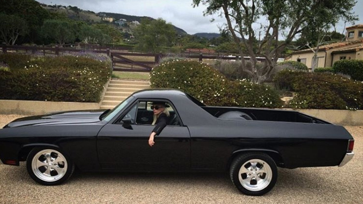 Lady Gaga y su Chevy El Camino Lady Gaga y su Chevy El Camino