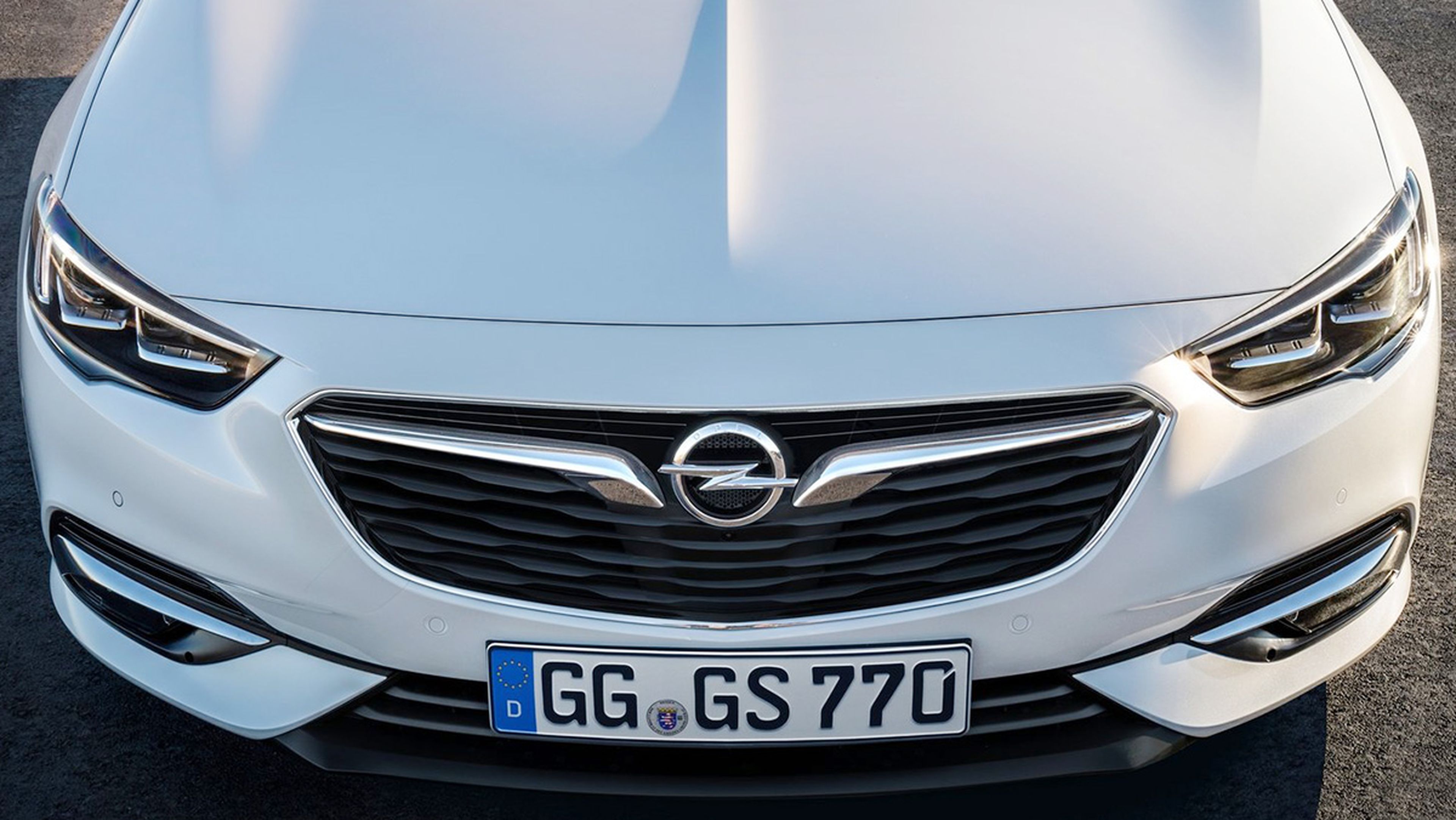 PSA valora la compra de Opel por unos dos mil millones de dólares