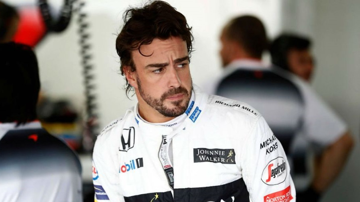 ALONSO MUY MOSCA ALONSO MUY MOSCA
