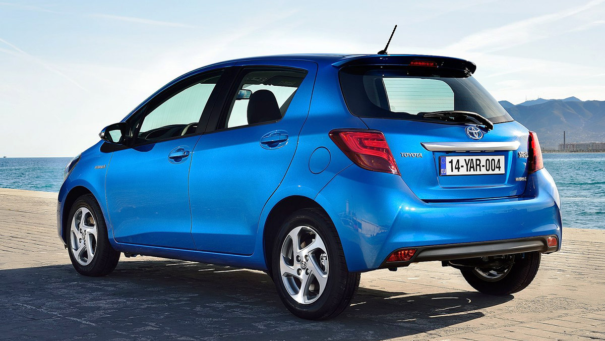 Coches nuevos entre 15.000 y 18.000 euros - Toyota Yaris Hybrid Coches nuevos entre 15.000 y 18.000 euros - Toyota Yaris Hybrid