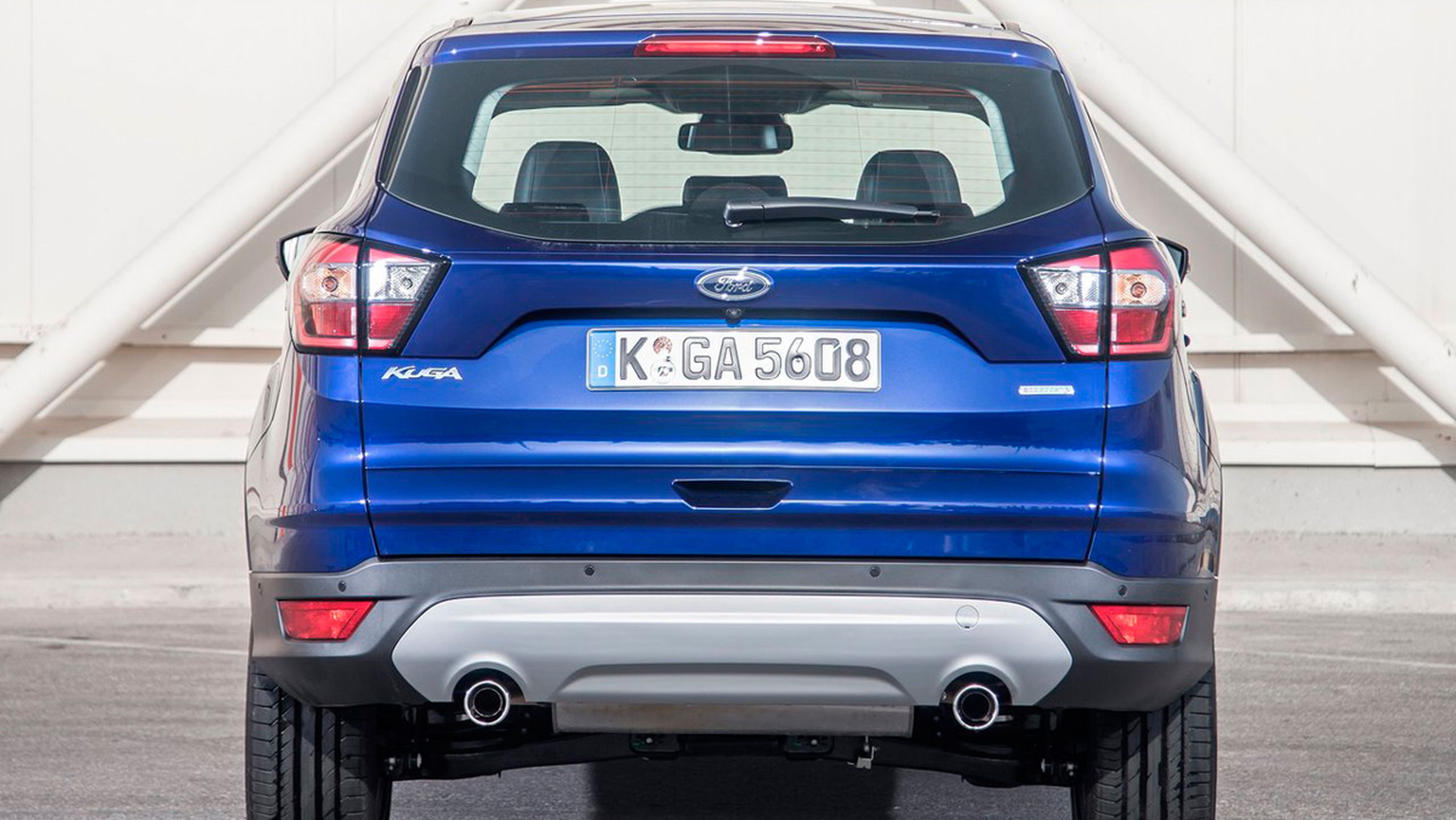 Coches que aparcan solos, Ford Kuga (I)