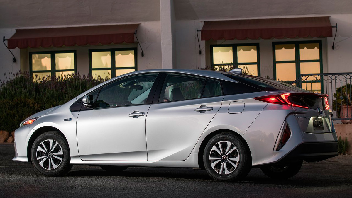 Coches que aparcan solos, Toyota Prius (I) Coches que aparcan solos, Toyota Prius (I)