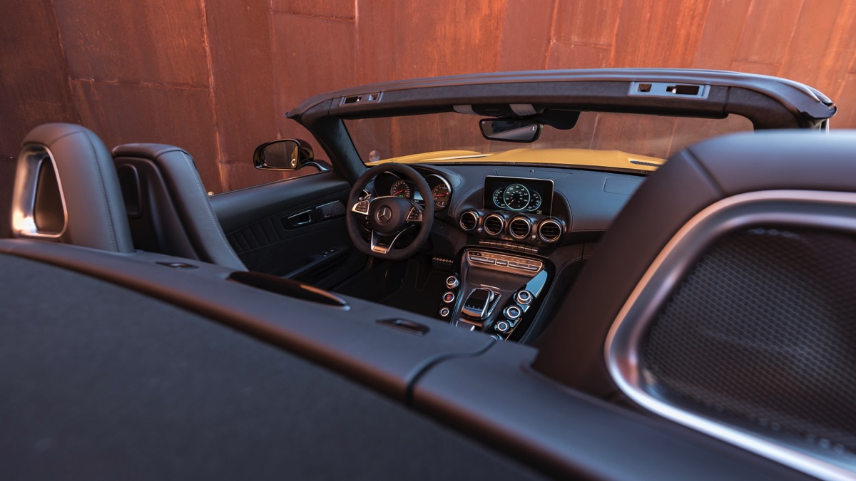 Interior Mercedes-AMG GT C Roadster Interior Mercedes-AMG GT C Roadster
