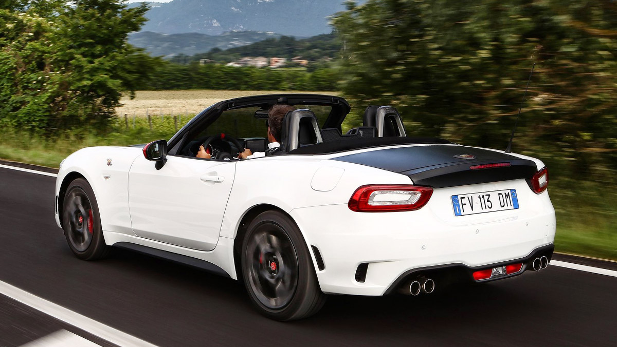 Los mejores coches nuevos entre 35.000 y 40.000 euros - Abarth 124 Spider Los mejores coches nuevos entre 35.000 y 40.000 euros - Abarth 124 Spider