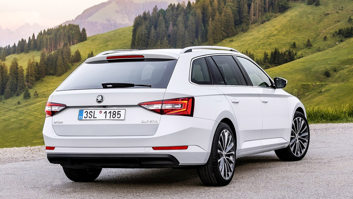 Los mejores coches nuevos entre 35.000 y 40.000 euros - Skoda Superb Combi Los mejores coches nuevos entre 35.000 y 40.000 euros - Skoda Superb Combi