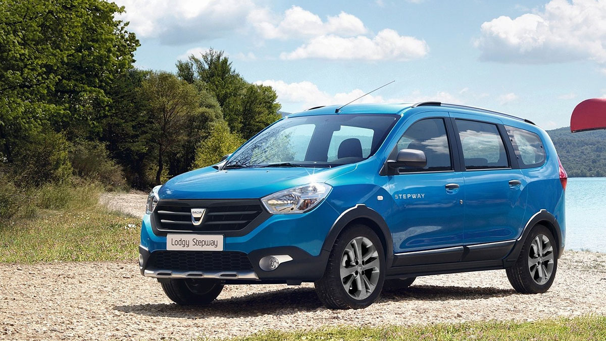 Los mejores coches de siete plazas que puedes comprar - Dacia Lodgy Stepway Los mejores coches de siete plazas que puedes comprar - Dacia Lodgy Stepway