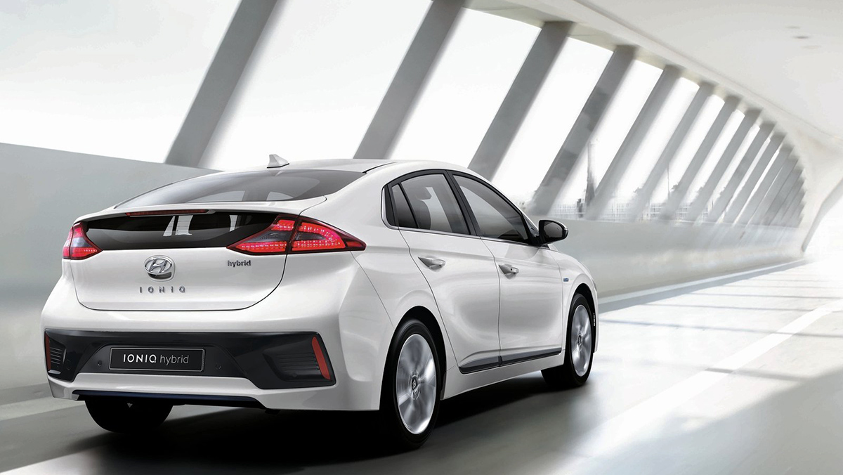 ¿Híbridos Hyundai o Toyota? Hyundai Ioniq ¿Híbridos Hyundai o Toyota? Hyundai Ioniq