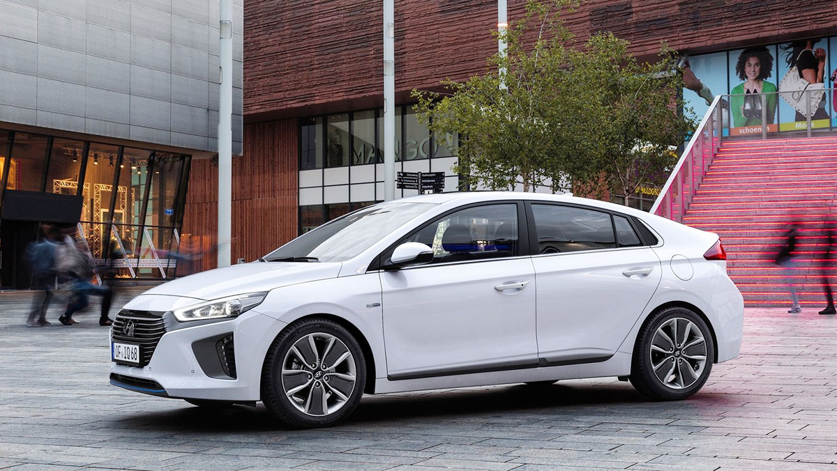 ¿Híbridos Hyundai o Toyota? Hyundai Ioniq ¿Híbridos Hyundai o Toyota? Hyundai Ioniq