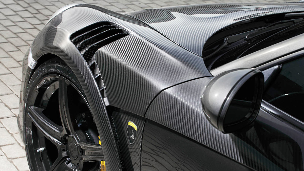 TopCar viste de fibra de carbono al Porsche 911 Turbo S
