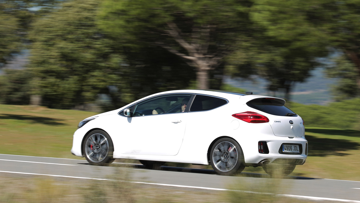 Prueba Kia Proceed GT dinámica Prueba Kia Proceed GT dinámica