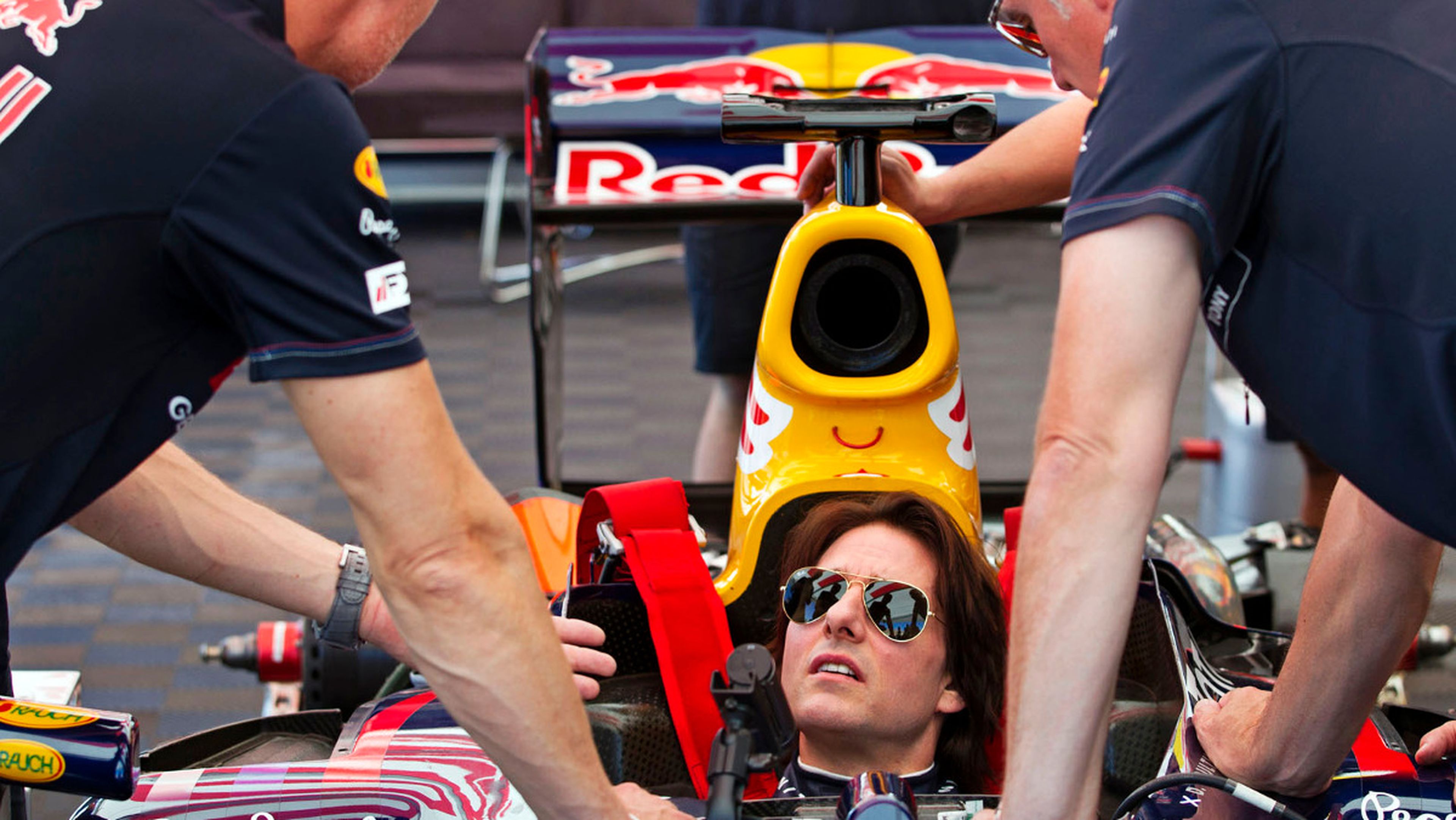 Tom Cruise en un Red Bull F1