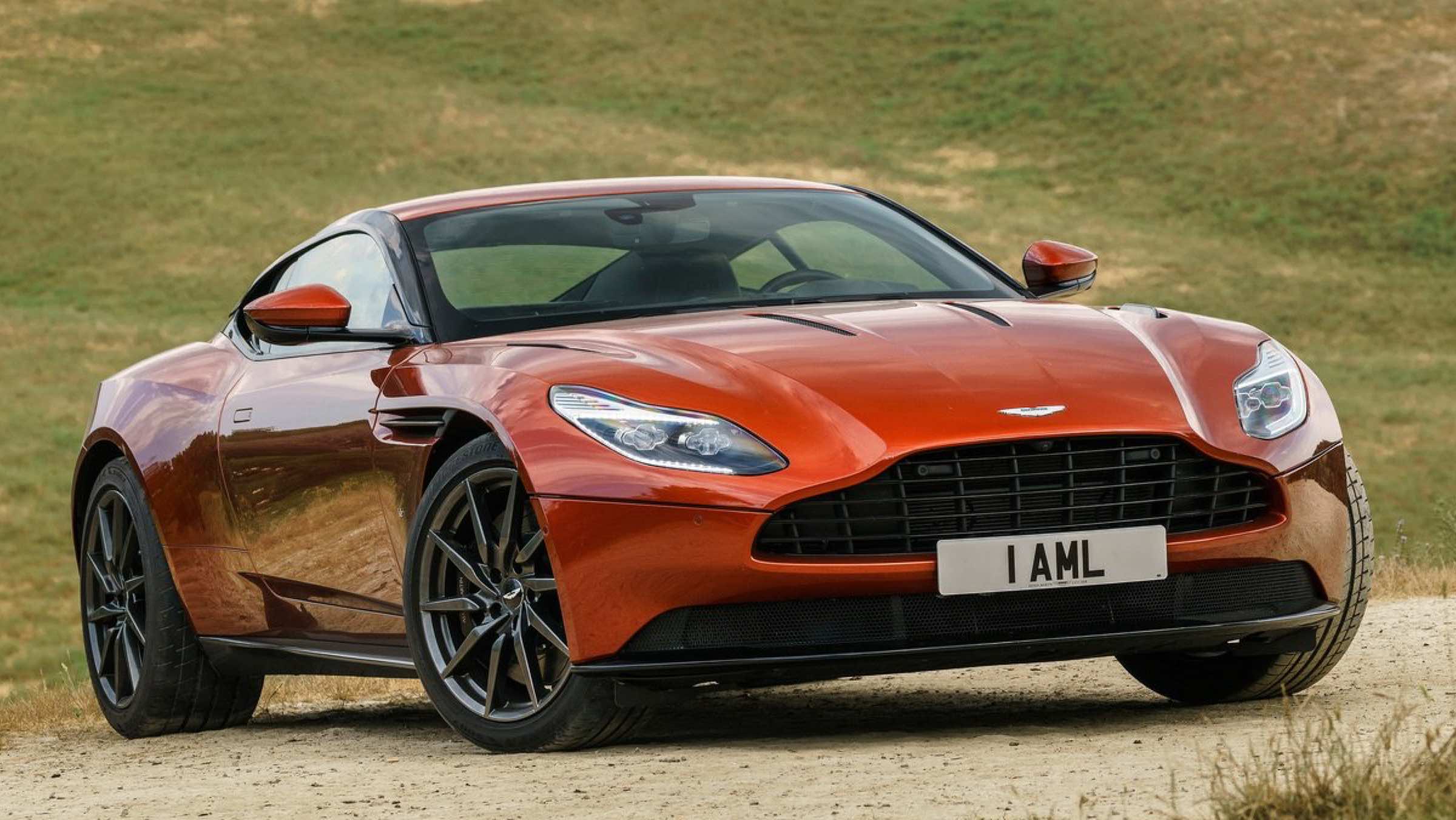 Aston Martin DB11 Aston Martin DB11