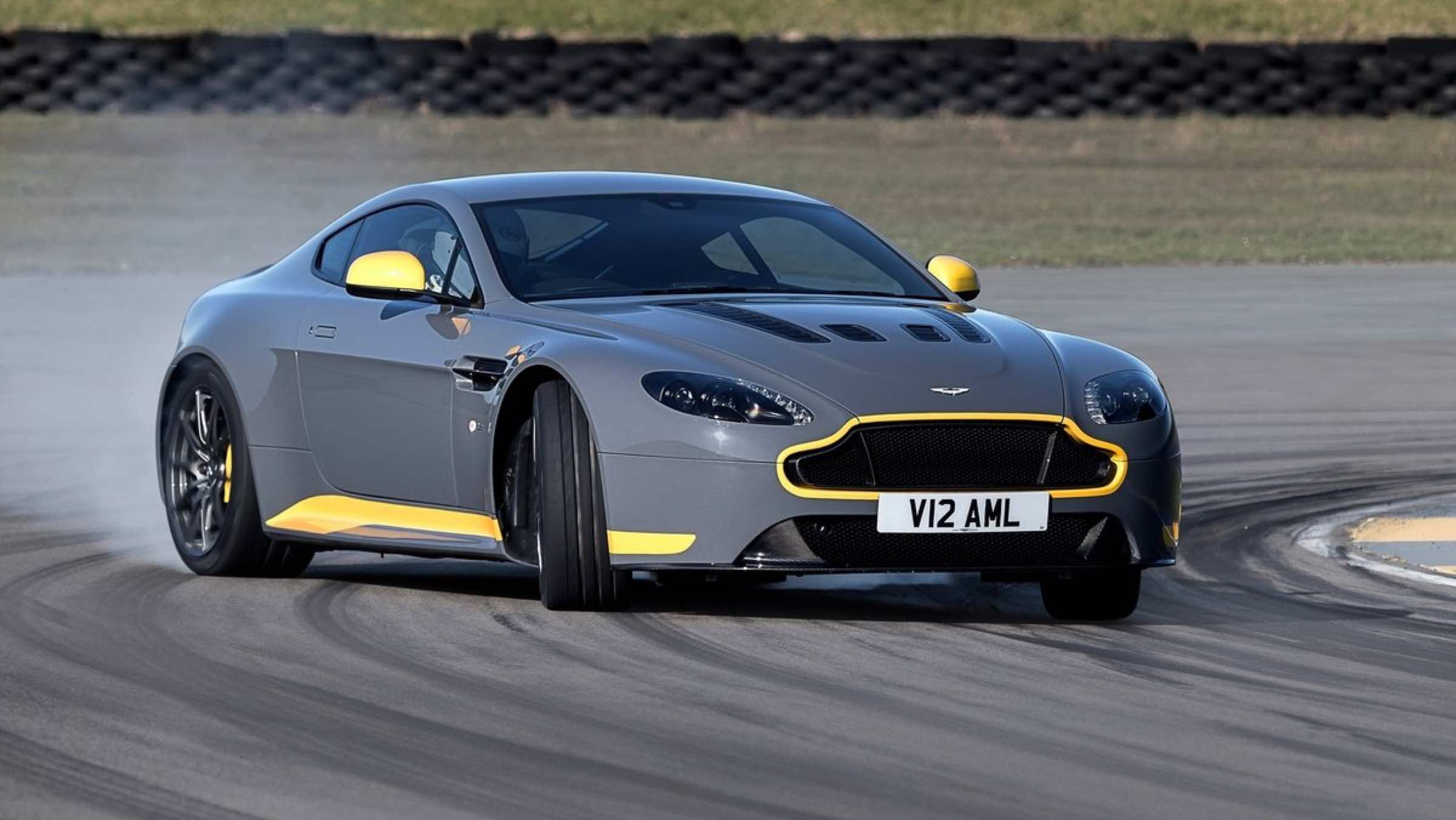 Aston Martin V12 Vantage S Aston Martin V12 Vantage S