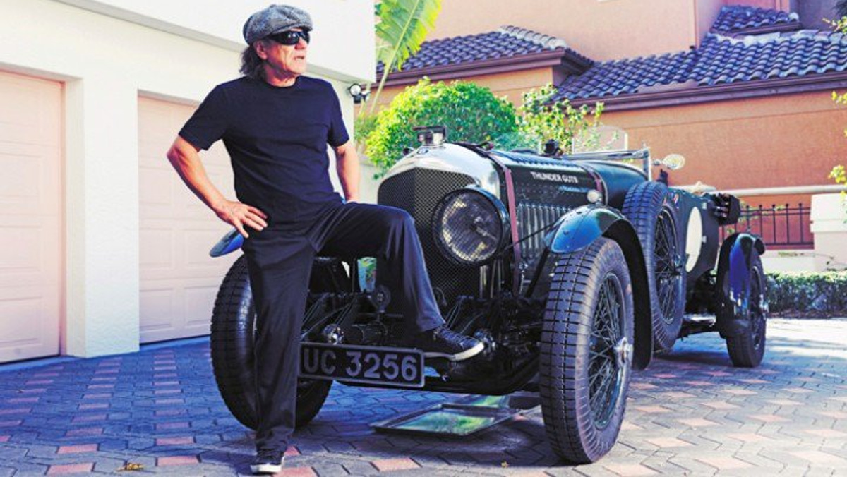 Un Bentley Vanden Plas Le Mans Tourer - THUNDER GUTS de 1928 Un Bentley Vanden Plas Le Mans Tourer - THUNDER GUTS de 1928