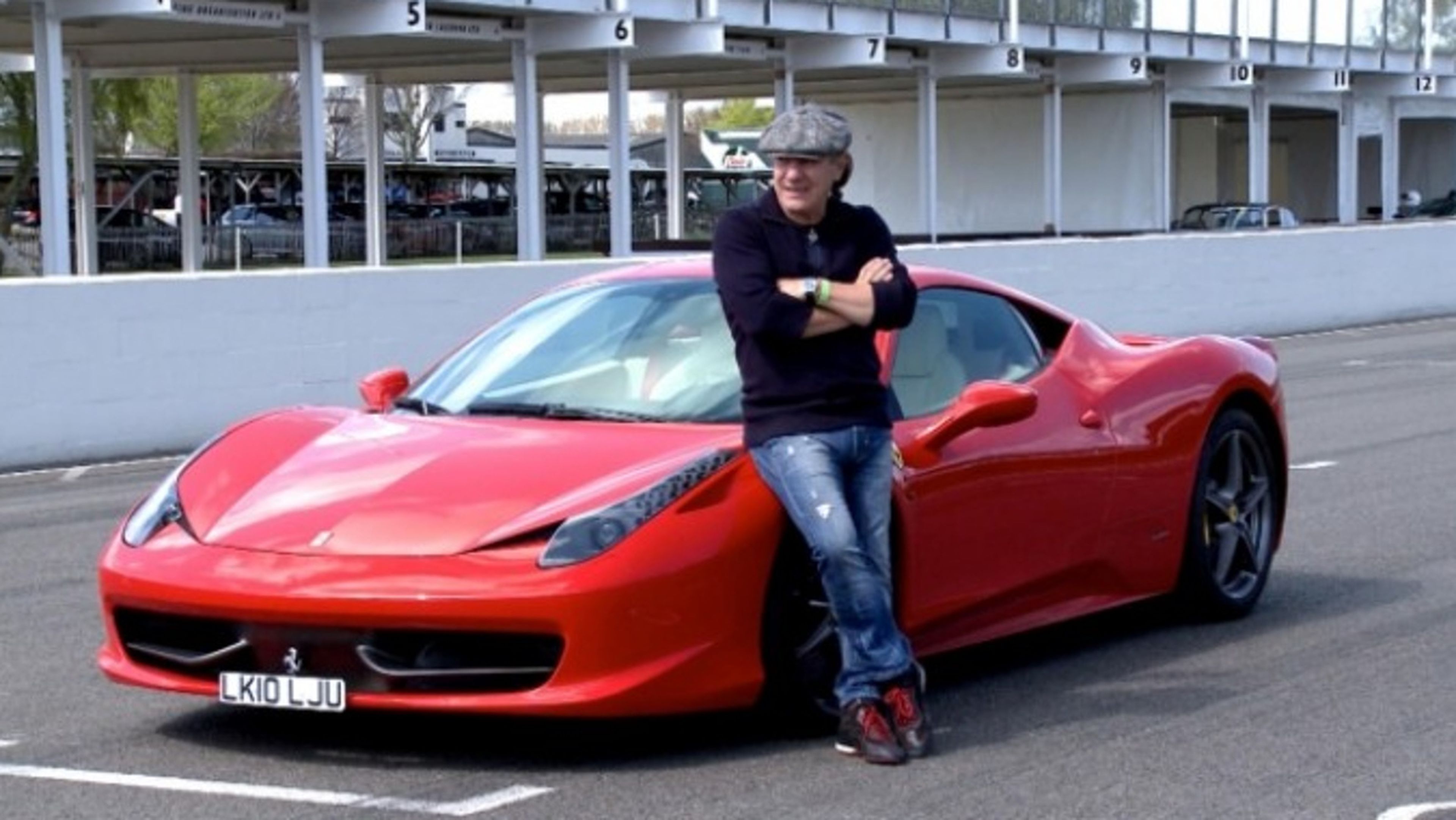 El Ferrari 458 Italia, el ojito derecho de Brian Johnson