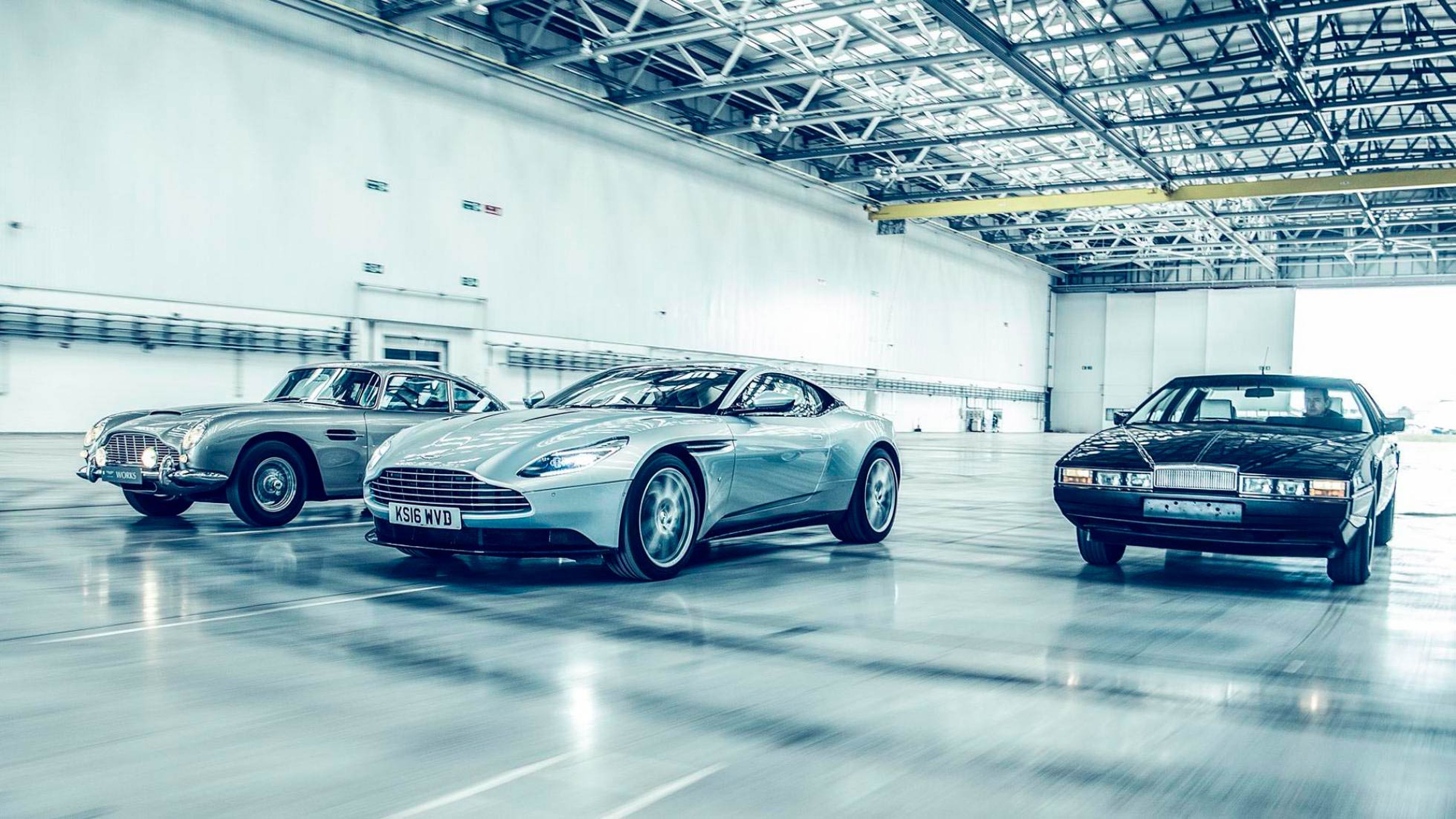 Nuevo hangar de Aston Martin (I)