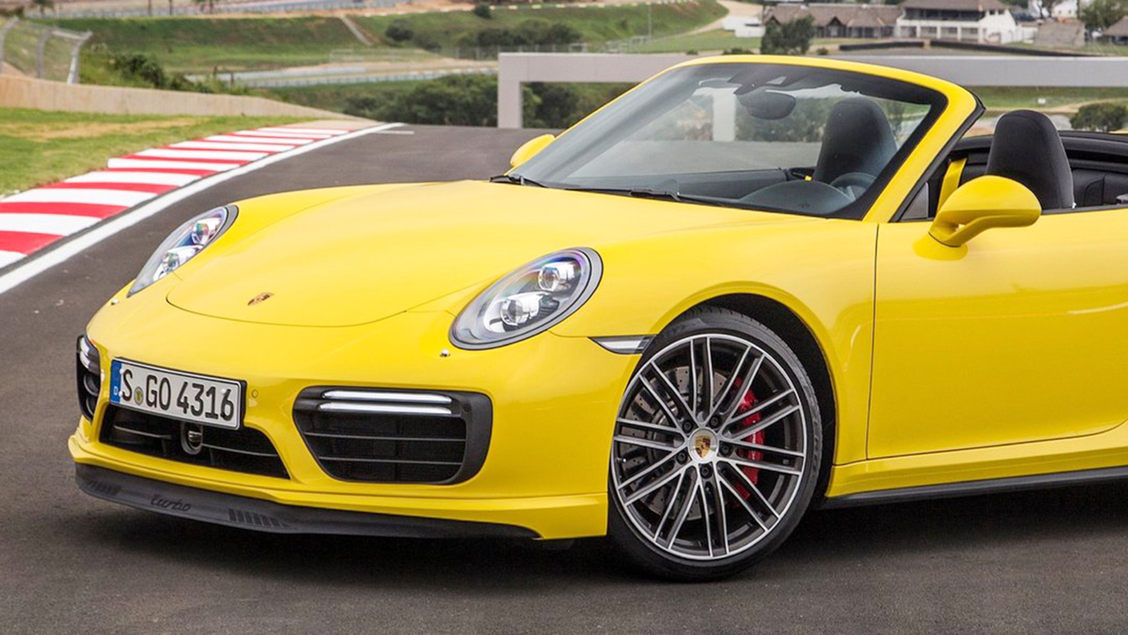 Porsche patenta un revolucionario sistema de seguridad para sus descapotables