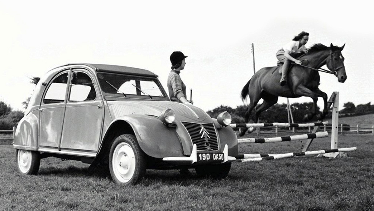 La historia del Citroën 2CV - En 1948 se presenta el modelo definitivo La historia del Citroën 2CV - En 1948 se presenta el modelo definitivo