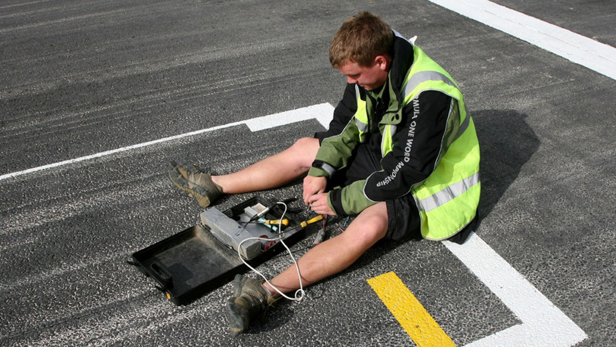 Instalación de sensores anto jump start F1 Instalación de sensores anto jump start F1