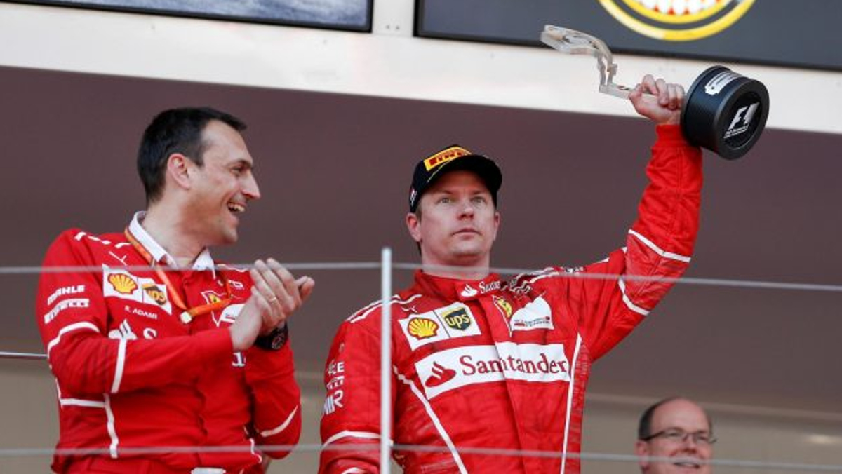 Kimi, radiante de felicidad Kimi, radiante de felicidad