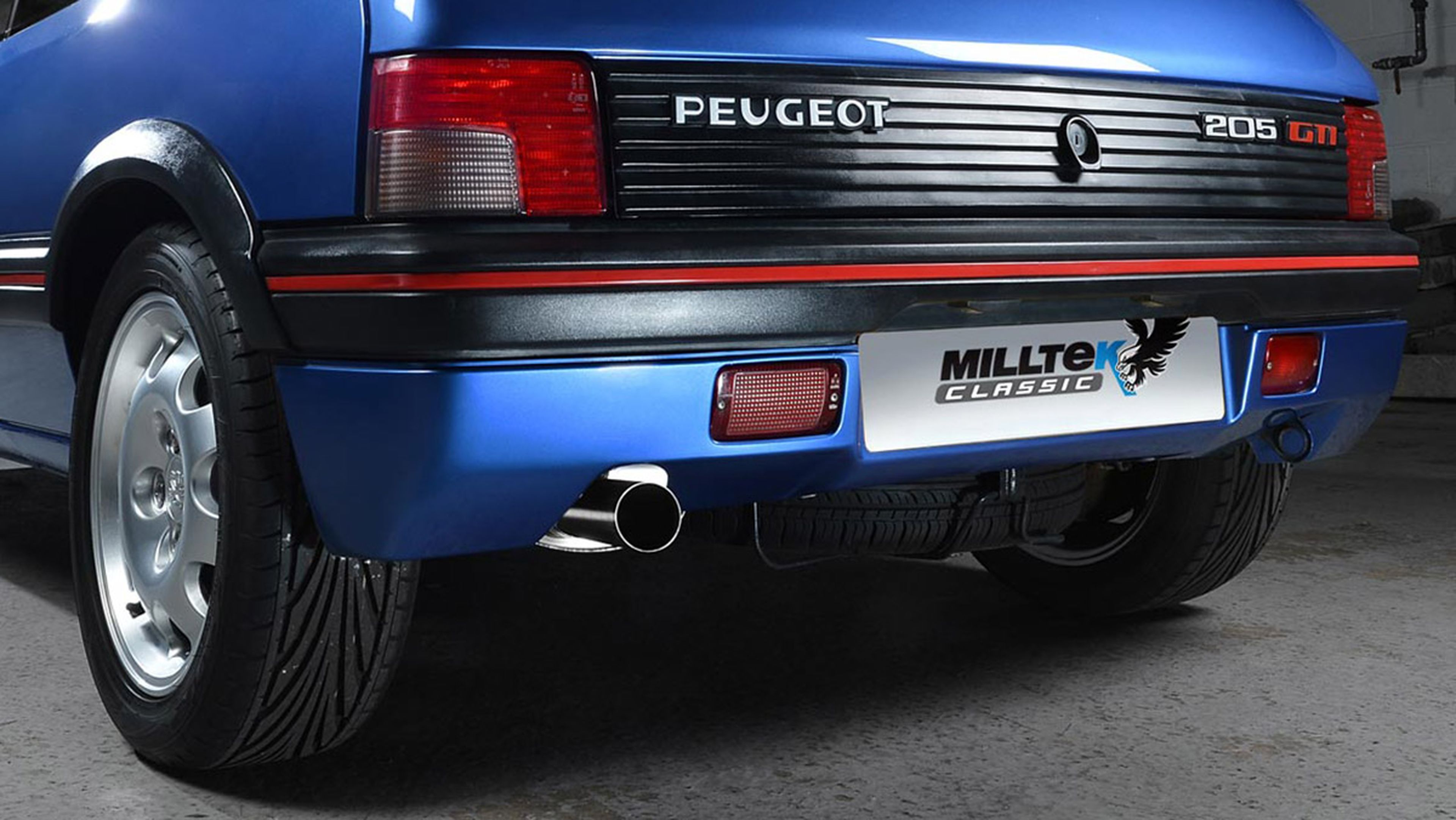 El escape de Miltek para el Peugeot 205 GTi