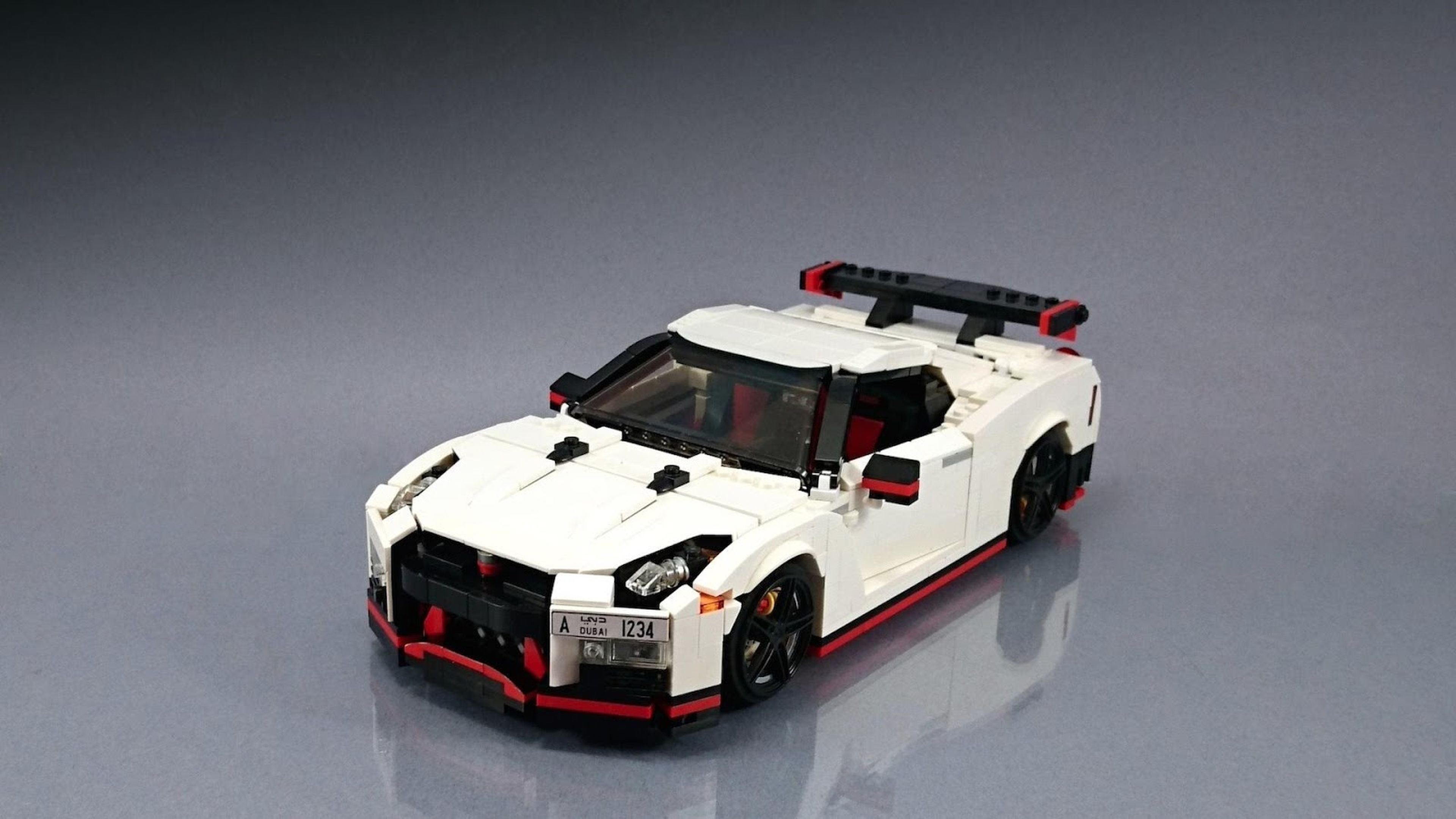 Nissan GT-R Nismo Lego