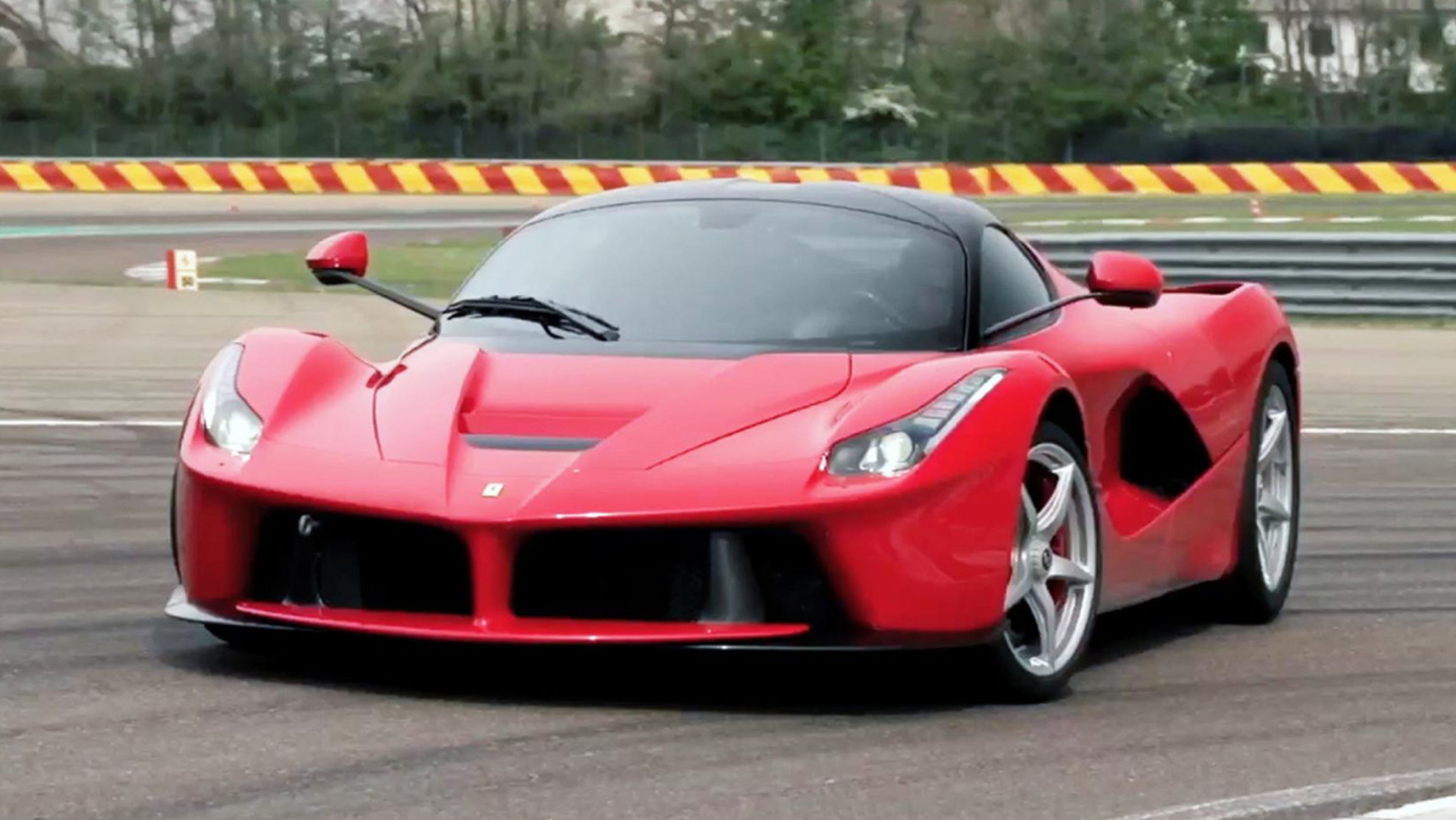 Las 5 mejores pruebas de Ferrari hechas por Chris Harris - LaFerrari