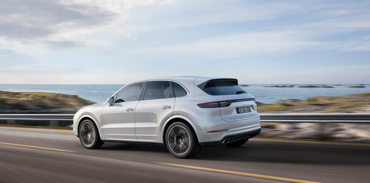 Porsche Cayenne Turbo 2018 (trasera) Porsche Cayenne Turbo 2018 (trasera)
